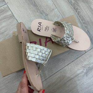 RIA 40704 TRENZA SOFT NUDE CREP CORAZONES CARAMELO