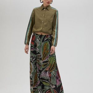 LOLA CASADEMUNT LS2508005 Falda plisada satinada estampado tropical VERDE-NEGRO