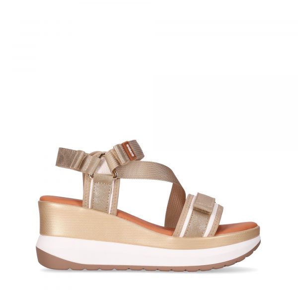CHIKA10 ROCO 07 Oro Sandalias Tejido de Mujer Chika10 Cuña baja