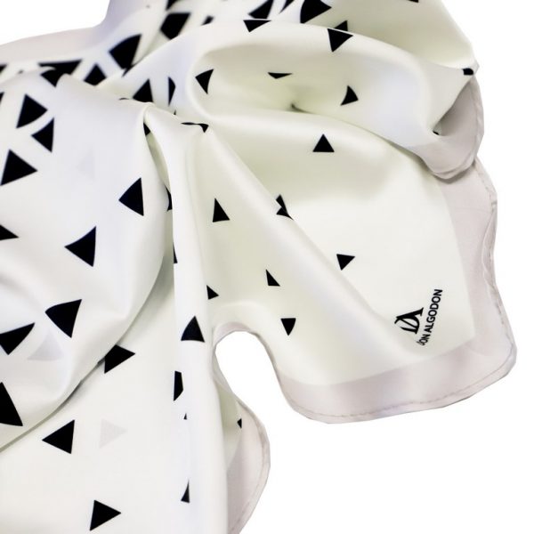 DON ALGODON 0RV9600000000 PAÑUELO BLANCO TRIANGULOS NEGROS - Imagen 2