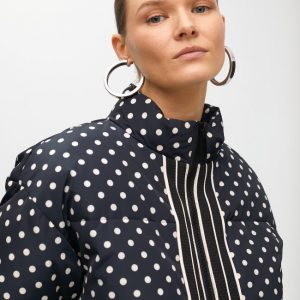 LOLA CASADEMUNT Anorak corto acolchado topos  NEGRO-CRUDO MF2501004