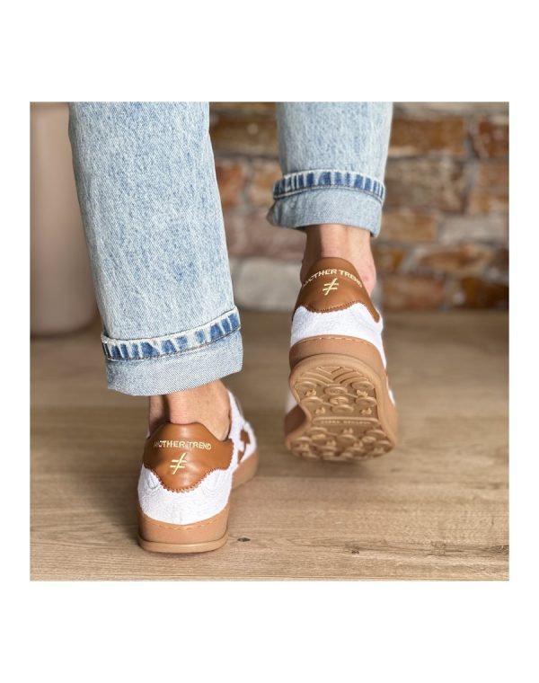 A032P153 ANOTHER TREND A032 P1-PONY 53-OFF WHITE - Imagen 4