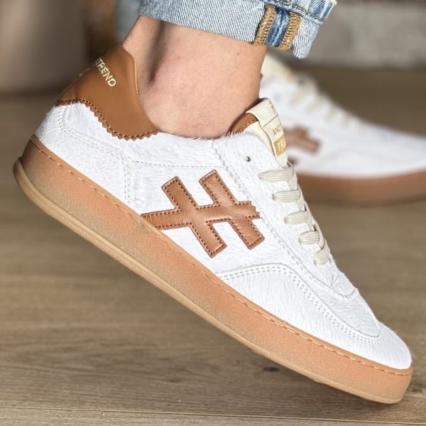 A032P153 ANOTHER TREND A032 P1-PONY 53-OFF WHITE