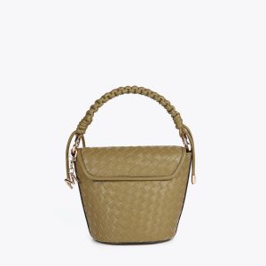 LOLA CASADEMUNT Bandolera con solapa material trenzado efecto piel KAKI MF2504003