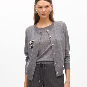 LOLA CASADEMUNT Cardigan dos piezas con joya  lazo GRIS MF2511017