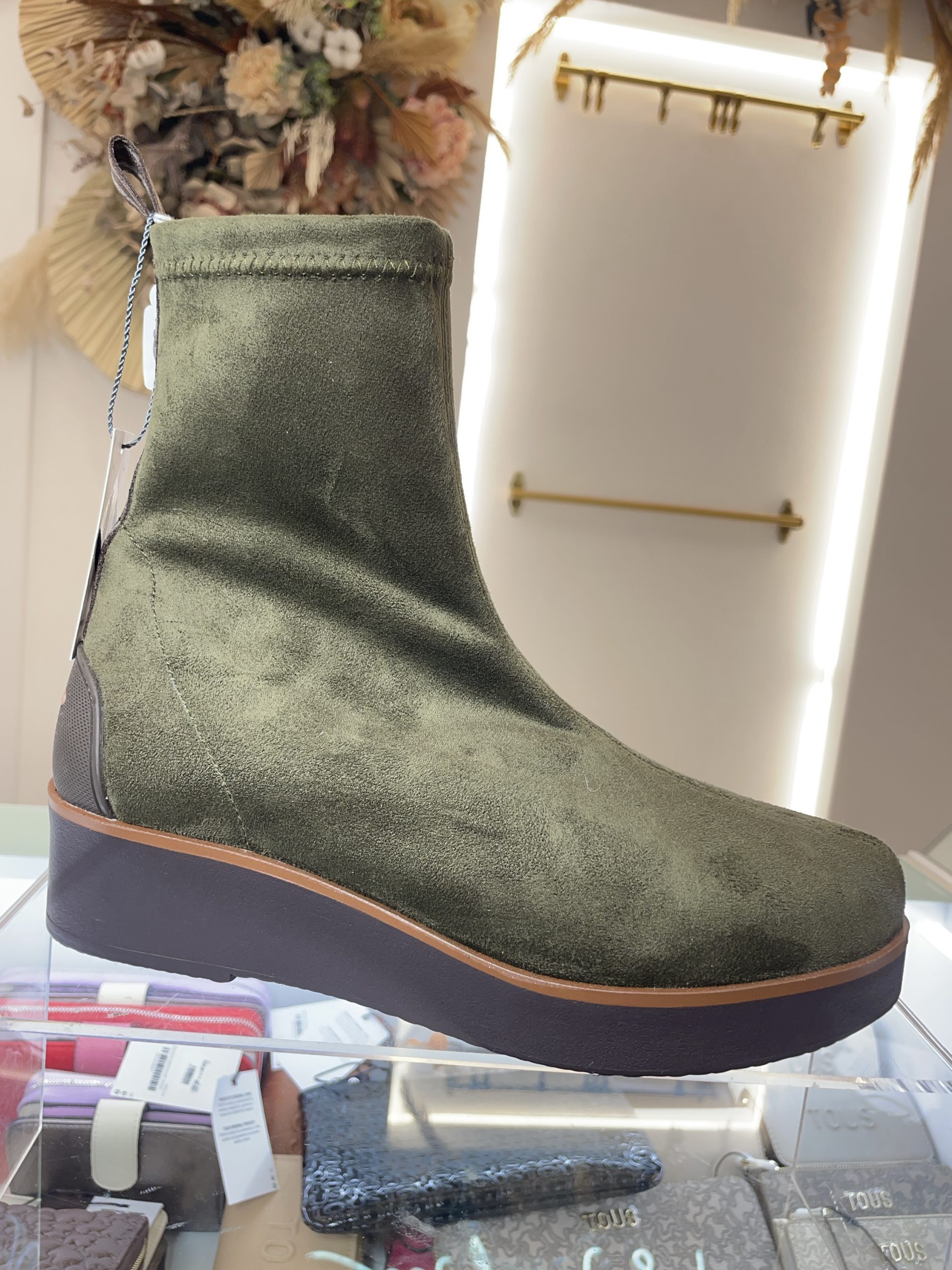 Weekend 27500 ANTE STRECH KAKI HMA.TR2 P/WEEKEND