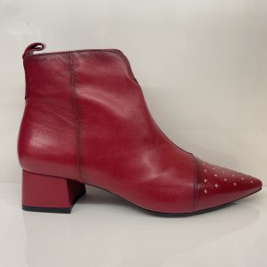 Desiree RABAT13 Botin microtachas y tacon forrado NICK ROJO