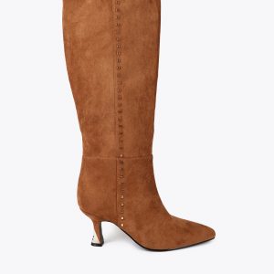 LOLA CASADEMUNT LF2505025 Bota alta con tacón personalizado y detalle de tachas cuadradas MARRON