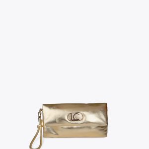 LOLA CASADEMUNT LF2504025 Cartera de mano acolchada de efecto piel metalizada con logo LC ovalado DORADO
