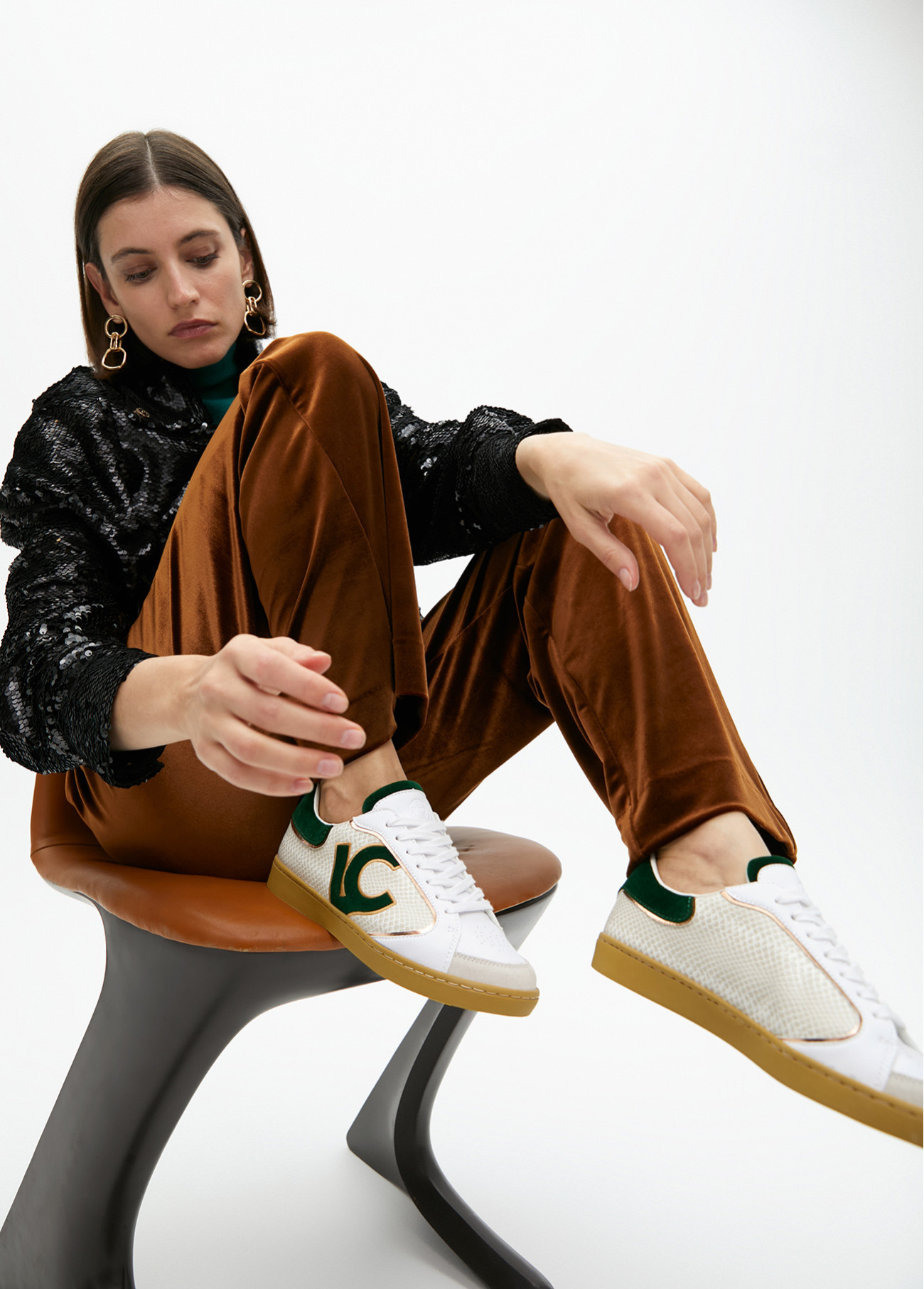 LOLA CASADEMUNT LF2505007 Deportiva con detalles en efecto serpiente y piel GRIS - Imagen 2