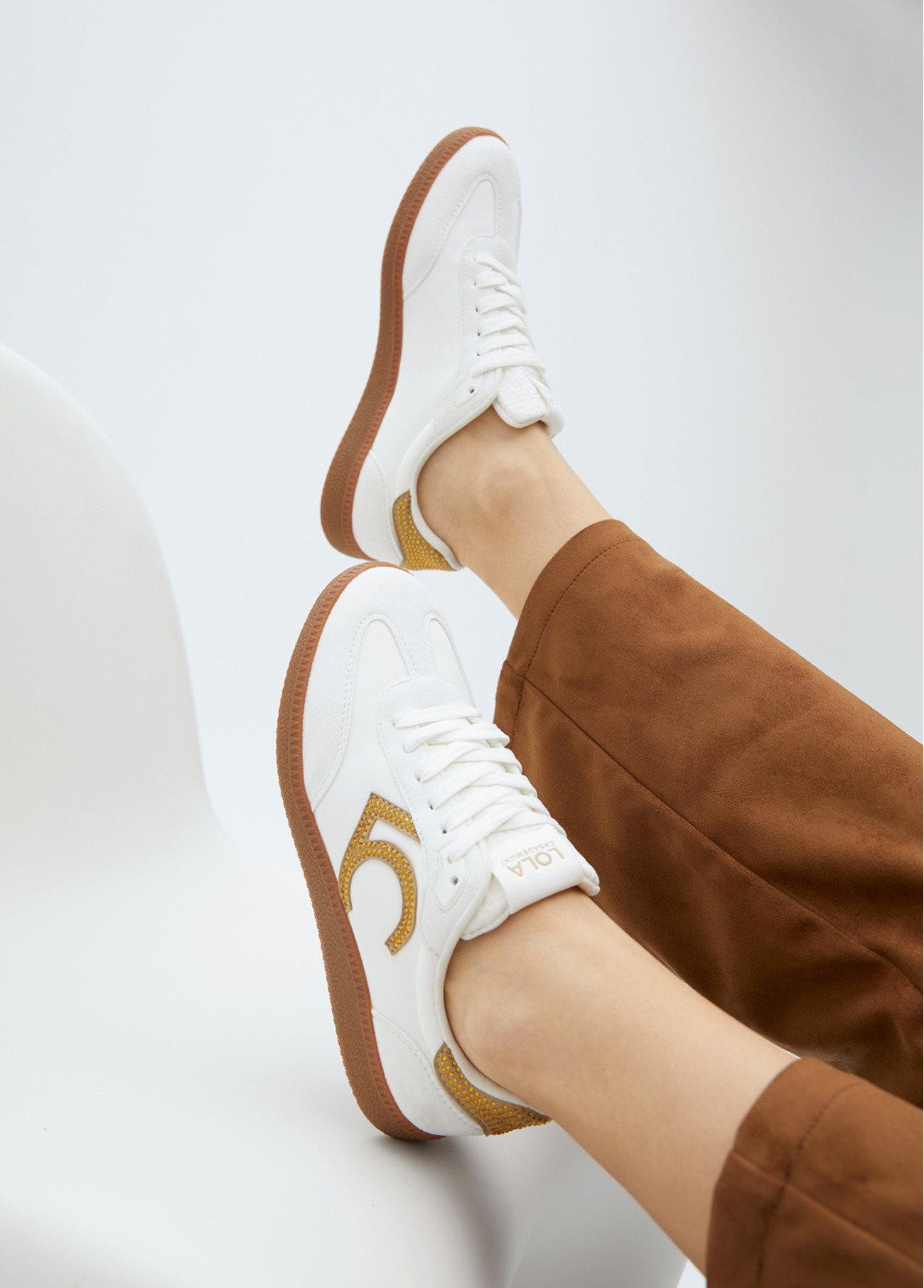 LOLA CASADEMUNT LF2505028 Deportiva en tejido tipo nylon con detalles de strass BLANCO - Imagen 2