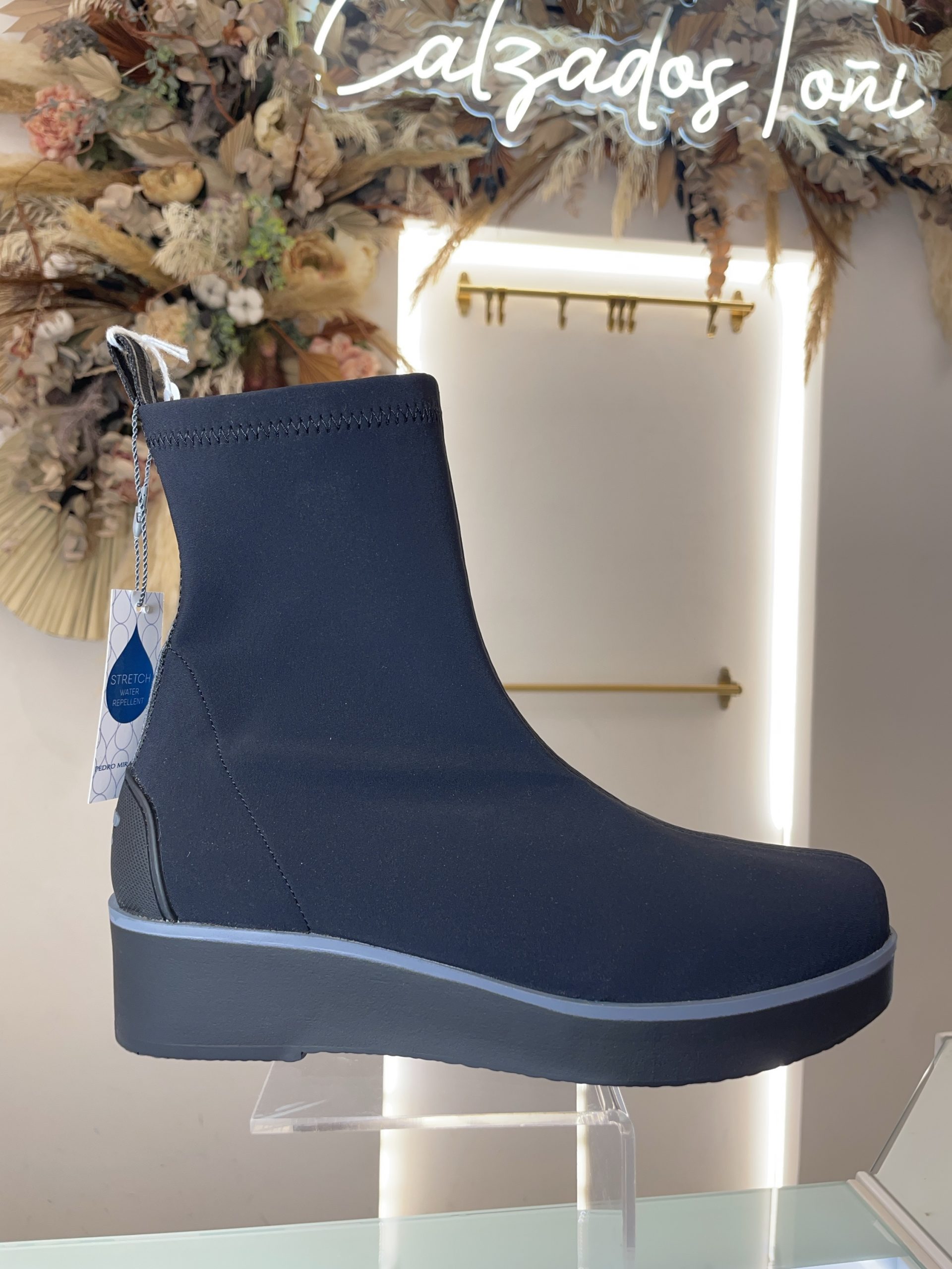 Weekend 27500 AMSTEL NEGRO HMA.TR2 P/WEEKEND