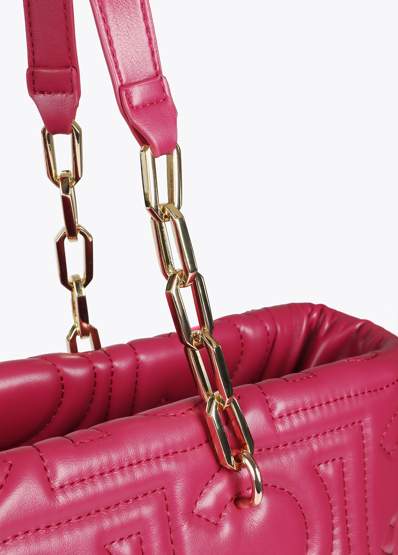 LOLA CASADEMUNT LF2504027 Shopper acolchado logotipada en efecto piel con asa mix cadena MAGENTA - Imagen 2
