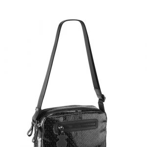 TOUS 2001114151 Timila S. Lindsay Negro-Negro