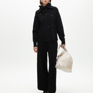 LOLA CASADEMUNT LF2514002 Pantalón recto punto tachas laterales NEGRO