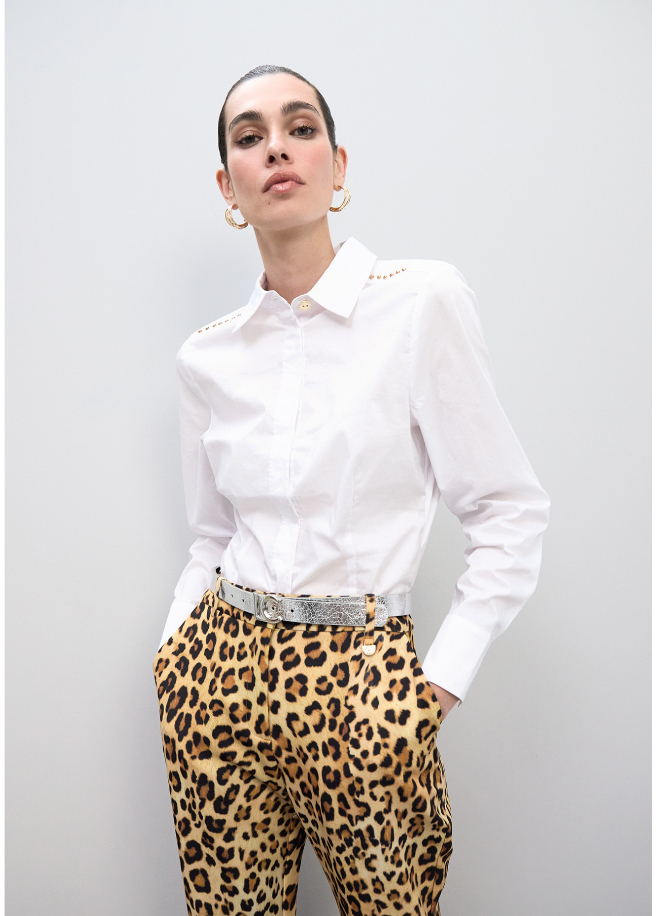 LOLA CASADEMUNT LS2606010 Cinturón reversible hebilla LC metalizado plata NEGRO-METAL - Imagen 2