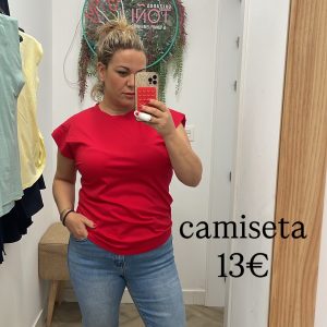 Sara roja camiseta