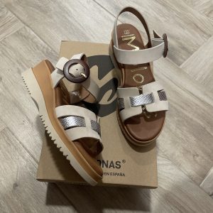 MOL-153576-NBK/LAM.PITONE BEIGE/PLATA SEGURA BEIG