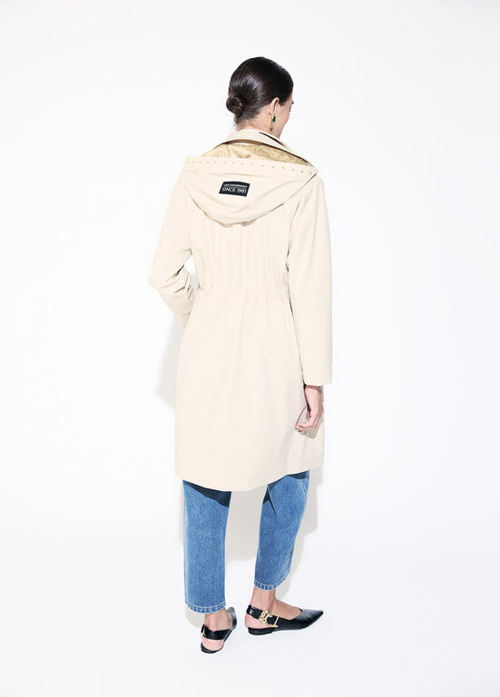LOLA CASADEMUNT LF2601005 Trench con detalle tachas PIEDRA - Imagen 4