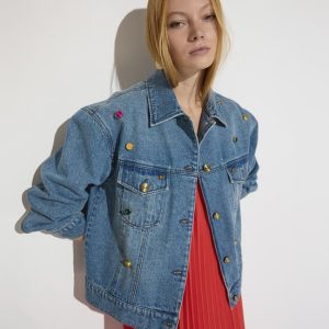 LOLA CASADEMUNT MF2602018 Cazadora denim luxury con salpicado tachas